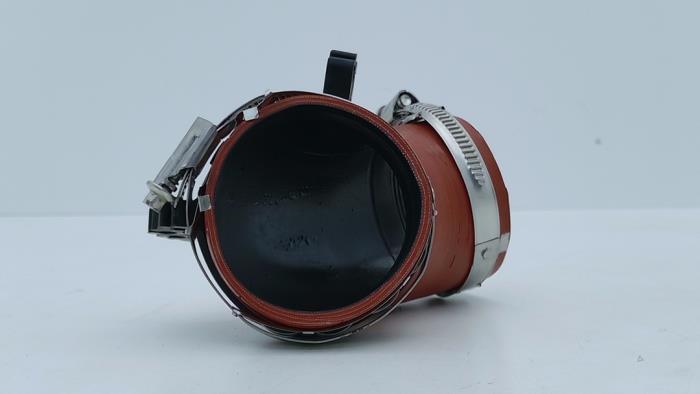 Laddluftkylarslang från en Volkswagen Crafter (SY) 2.0 TDI RWD 2024