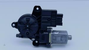 Gebruikte Raammotor Portier Volkswagen Polo VI (AW1) 2.0 GTI Turbo 16V Prijs € 49,00 Margeregeling aangeboden door Automaterialen Ronald Morien B.V.