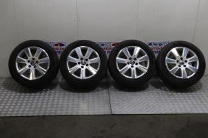 Używane Zestaw obreczy i opon Volkswagen Passat Variant (3C5) 2.0 TDI 140 Cena € 325,00 Procedura marży oferowane przez Automaterialen Ronald Morien B.V.