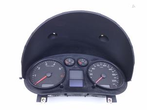 Gebruikte Instrumentenpaneel Audi A2 (8Z0) 1.4 16V Prijs € 65,00 Margeregeling aangeboden door Automaterialen Ronald Morien B.V.