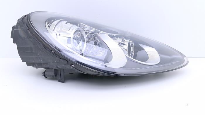 Strålkastare, vänster från en Porsche Cayenne II (92A) 3.0 D V6 24V 2013
