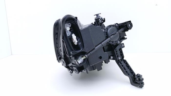 Koplamp links van een Seat Tarraco 1.5 TSI ACT 16V 2020