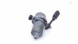 Begagnade Vakuumpump (bensin) Audi RS 4 (B7) 4.2 V8 40V Pris € 79,00 Marginaltabell erbjuds av Automaterialen Ronald Morien B.V.