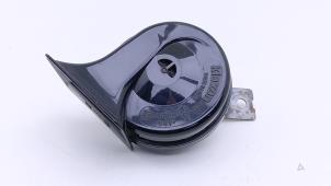 Gebruikte Claxon Renault Grand Scénic II (JM) 1.6 16V Prijs € 25,00 Margeregeling aangeboden door Automaterialen Ronald Morien B.V.