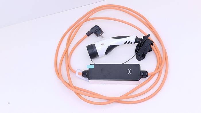 Laddkabel, elbil från en Kia Niro I (DE) E-Niro 64 kWh 2020
