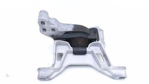 Begagnade Motorfäste Mazda CX-30 (DM) 2.0 e-SkyActiv-G 122 16V Pris € 75,00 Marginaltabell erbjuds av Automaterialen Ronald Morien B.V.