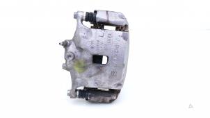 Begagnade Främre bromsok, vänster Mazda CX-30 (DM) 2.0 e-SkyActiv-G 122 16V Pris € 95,00 Marginaltabell erbjuds av Automaterialen Ronald Morien B.V.