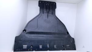 Gebruikte Beschermplaat bodem Volkswagen ID.Buzz Cargo (EBA) 77 kWh Prijs € 45,00 Inclusief btw aangeboden door Automaterialen Ronald Morien B.V.