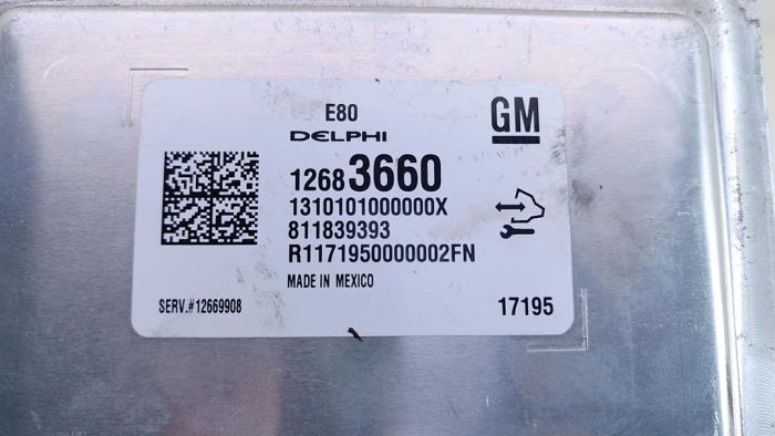 Computer Motormanagement van een Opel Astra K Sports Tourer 1.4 Turbo 16V 2018