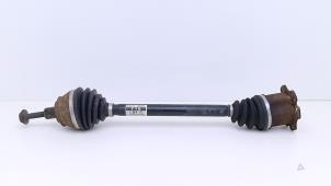 Gebruikte Cardanas links-voor (VWA) Audi A6 Avant (C6) 2.4 V6 24V Prijs € 49,00 Margeregeling aangeboden door Automaterialen Ronald Morien B.V.