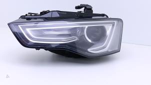 Begagnade Strålkastare, vänster Audi RS 5 (8F7) 4.2 V8 32V Pris € 295,00 Marginaltabell erbjuds av Automaterialen Ronald Morien B.V.