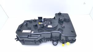 Begagnade AdBlue-tank Volkswagen Transporter/Caravelle T6 2.0 TDI 150 Pris € 495,00 Inklusive moms erbjuds av Automaterialen Ronald Morien B.V.