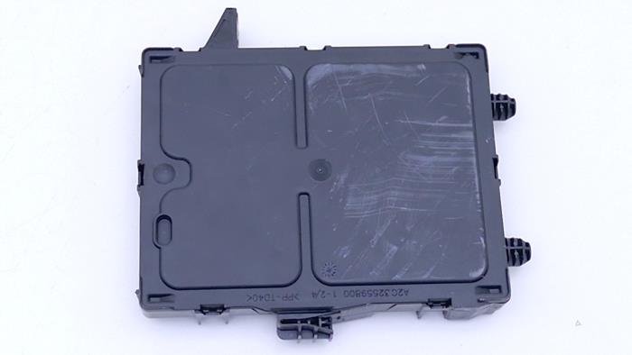 Computer Body Control van een Renault Megane IV Estate (RFBK) 1.2 Energy TCE 130 2016