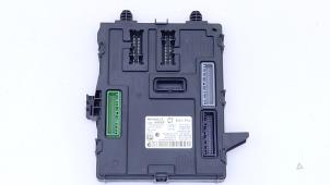 Gebruikte Computer Body Control Renault Megane IV Estate (RFBK) 1.2 Energy TCE 130 Prijs € 75,00 Margeregeling aangeboden door Automaterialen Ronald Morien B.V.