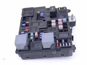 Gebruikte Zekeringkast Volvo XC60 II (UZ) 2.0 B4 16V Mild Hybrid AWD Prijs € 75,00 Margeregeling aangeboden door Automaterialen Ronald Morien B.V.