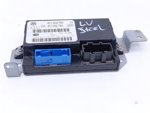 Gebruikte Computer stoel Audi A6 Avant (C6) 4.2 V8 40V FSI Quattro Prijs € 75,00 Margeregeling aangeboden door Automaterialen Ronald Morien B.V.