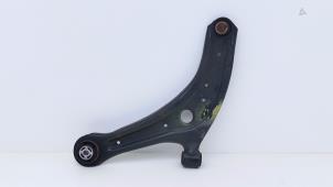 Gebruikte Triangel links-voor Ford Fiesta 7 1.0 EcoBoost 12V Prijs € 45,00 Margeregeling aangeboden door Automaterialen Ronald Morien B.V.