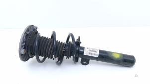 Gebruikte Veerpoot links-voor Mini Mini (F55) 2.0 16V Cooper S Prijs € 75,00 Margeregeling aangeboden door Automaterialen Ronald Morien B.V.