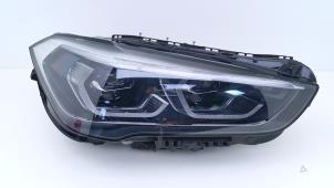 Begagnade Strålkastare, höger BMW X1 (F48) sDrive 20i 2.0 16V Twin Power Turbo Pris € 794,99 Inklusive moms erbjuds av Automaterialen Ronald Morien B.V.