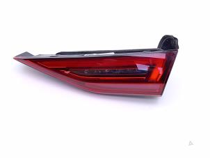 Begagnade Baklykta, höger Audi RS 3 Sportback (8YA) 2.5 TFSI 20V Quattro Pris € 89,00 Marginaltabell erbjuds av Automaterialen Ronald Morien B.V.