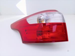 Gebruikte Achterlicht links Ford Focus 3 Wagon 1.0 Ti-VCT EcoBoost 12V 125 Prijs € 85,00 Margeregeling aangeboden door Automaterialen Ronald Morien B.V.