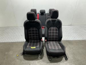 Gebruikte Bekleding Set (compleet) Volkswagen Polo VI (AW1) 2.0 GTI Turbo 16V Prijs € 895,00 Inclusief btw aangeboden door Automaterialen Ronald Morien B.V.