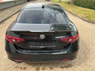 Gebruikte Kofferdeksel Alfa Romeo Giulia (952) 2.2d 136 16V Prijs € 695,00 Inclusief btw aangeboden door Automaterialen Ronald Morien B.V.