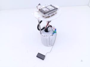 Gebruikte Benzinepomp Hyundai Tucson (NX) 1.6 T-GDI Hybrid 48V Prijs € 175,00 Margeregeling aangeboden door Automaterialen Ronald Morien B.V.