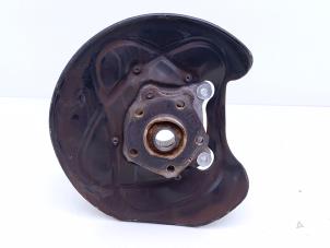 Gebruikte Fusee rechts-achter Audi E-tron (GEN) 55 quattro Prijs € 145,00 Margeregeling aangeboden door Automaterialen Ronald Morien B.V.