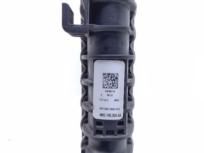 Kylare från en Audi Q7 (4MB/4MG) 3.0 TDI V6 24V e-tron plug-in hybrid 2016