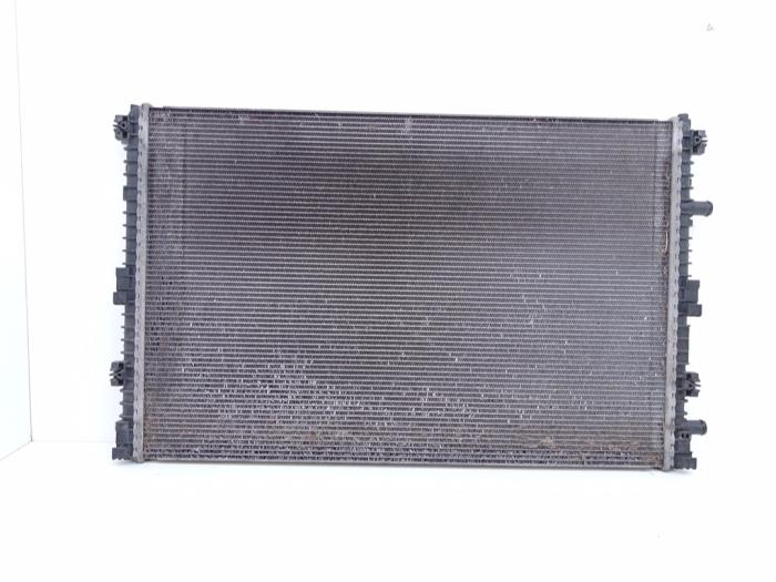 Kylare från en Audi Q7 (4MB/4MG) 3.0 TDI V6 24V e-tron plug-in hybrid 2016