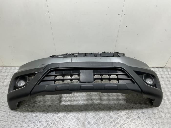 Voorbumper van een Suzuki SX4 S-Cross (JY) 1.0 Booster Jet Turbo 12V 2018