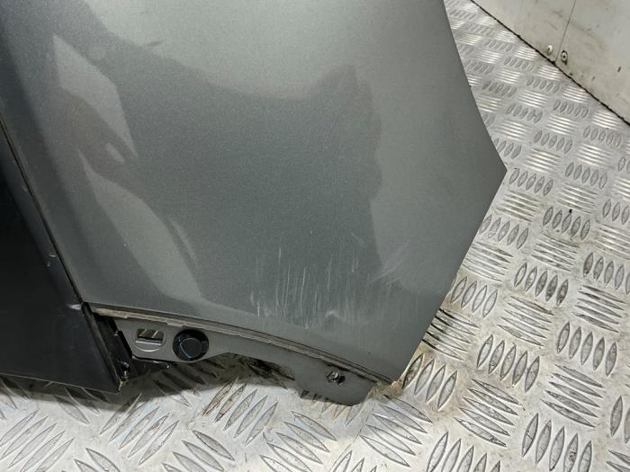 Voorbumper van een Suzuki SX4 S-Cross (JY) 1.0 Booster Jet Turbo 12V 2018