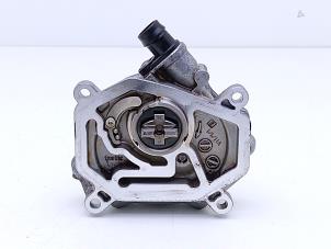 Gebruikte Vacuumpomp (Benzine) Mercedes A-Klasse AMG (177.0) 2.0 A-35 AMG Turbo 16V 4Matic Prijs € 65,00 Margeregeling aangeboden door Automaterialen Ronald Morien B.V.