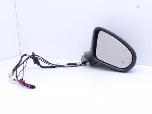 Gebruikte Spiegel Buiten rechts Mercedes A-Klasse AMG (177.0) 2.0 A-35 AMG Turbo 16V 4Matic Prijs € 295,00 Margeregeling aangeboden door Automaterialen Ronald Morien B.V.