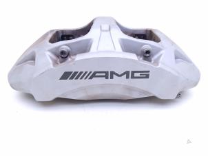 Gebruikte Remklauw (Tang) links-voor Mercedes A-Klasse AMG (177.0) 2.0 A-35 AMG Turbo 16V 4Matic Prijs € 125,00 Margeregeling aangeboden door Automaterialen Ronald Morien B.V.