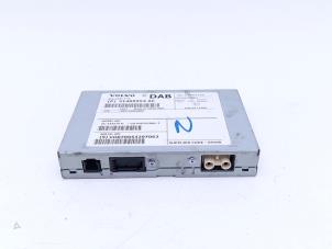 Begagnade DAB-modul Volvo V40 Cross Country (MZ) 2.0 D2 16V Pris € 49,00 Marginaltabell erbjuds av Automaterialen Ronald Morien B.V.