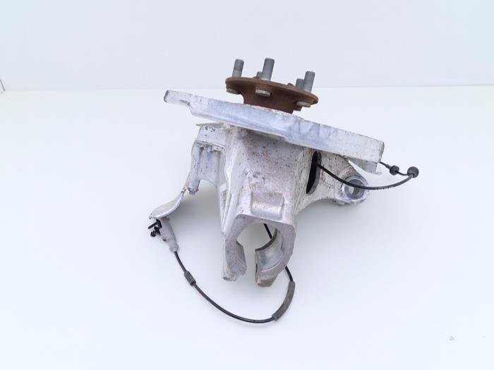 Fusee rechts-voor van een Jaguar E-Pace 2.0 D 165 MHEV 16V AWD 2024