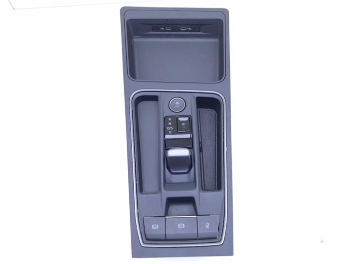 Växelspak från en Cupra Formentor 1.4 e-Hybrid VZ 16V 2021