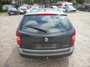 Begagnade Baklucka Renault Laguna II Grandtour (KG) 2.2 dCi 150 16V Pris € 75,00 Marginaltabell erbjuds av Automaterialen Ronald Morien B.V.