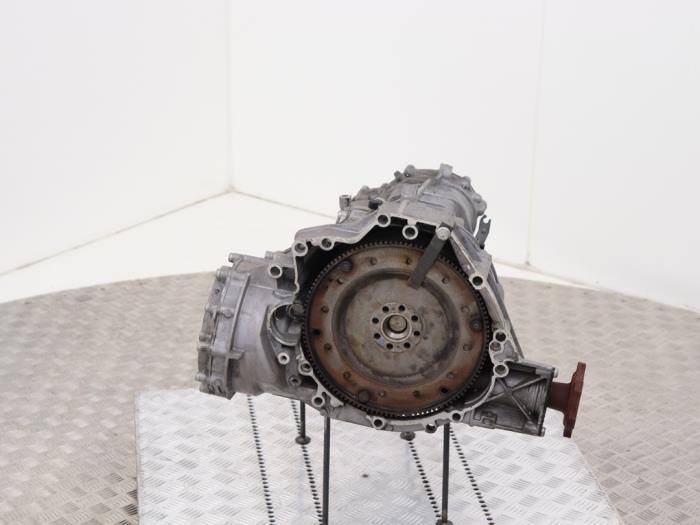 Versnellingsbak van een Audi A5 Sportback (8TA) 2.0 TFSI 16V 2010