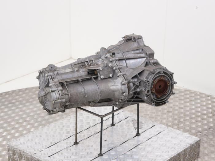 Versnellingsbak van een Audi A5 Sportback (8TA) 2.0 TFSI 16V 2010