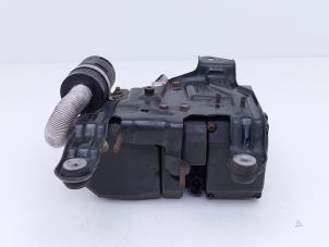 Begagnade Värmare Audi A8 (D3) 3.0 TDI V6 24V Quattro Pris € 75,00 Marginaltabell erbjuds av Automaterialen Ronald Morien B.V.