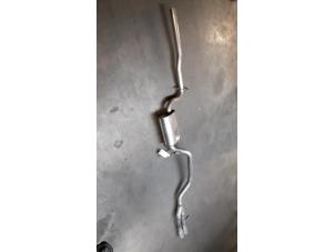 Używane Tlumik koncowy Volkswagen Passat Variant (365) 2.0 TDI 16V 140 Cena € 125,00 Procedura marży oferowane przez Automaterialen Ronald Morien B.V.