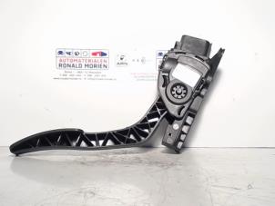 Begagnade Gaspedalsensor Ford Fiesta 6 (JA8) 1.6 TDCi 16V ECOnetic Pris € 14,95 Marginaltabell erbjuds av Automaterialen Ronald Morien B.V.