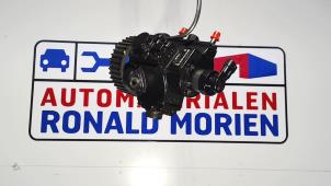 Gebruikte Dieselpomp Opel Insignia Prijs € 95,00 Margeregeling aangeboden door Automaterialen Ronald Morien B.V.