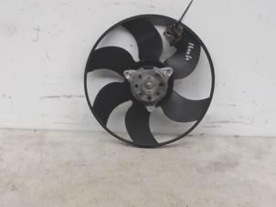 Begagnade Kylfläkt Renault Scénic II (JM) 1.5 dCi 105 FAP Pris € 25,00 Marginaltabell erbjuds av Automaterialen Ronald Morien B.V.