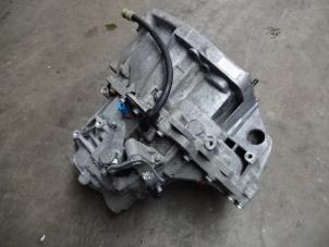 Begagnade Växellåda Renault Megane II Grandtour (KM) 1.9 dCi 120 Pris € 650,00 Marginaltabell erbjuds av Automaterialen Ronald Morien B.V.