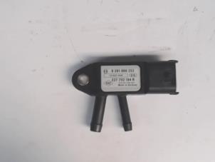 Used Particulate filter sensor Renault Megane III Coupe (DZ) 1.5 dCi 110 Price € 19,00 Margin scheme offered by Automaterialen Ronald Morien B.V.