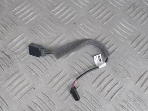 Begagnade Mikrofon (div.) Ford Focus 3 Wagon 1.5 TDCi Pris € 15,00 Marginaltabell erbjuds av Automaterialen Ronald Morien B.V.